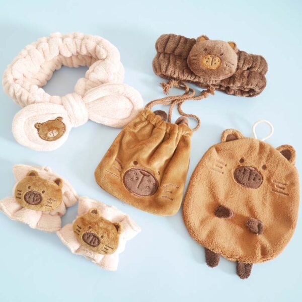 Brown Bear Cute & Compact To-Go Essentials Set